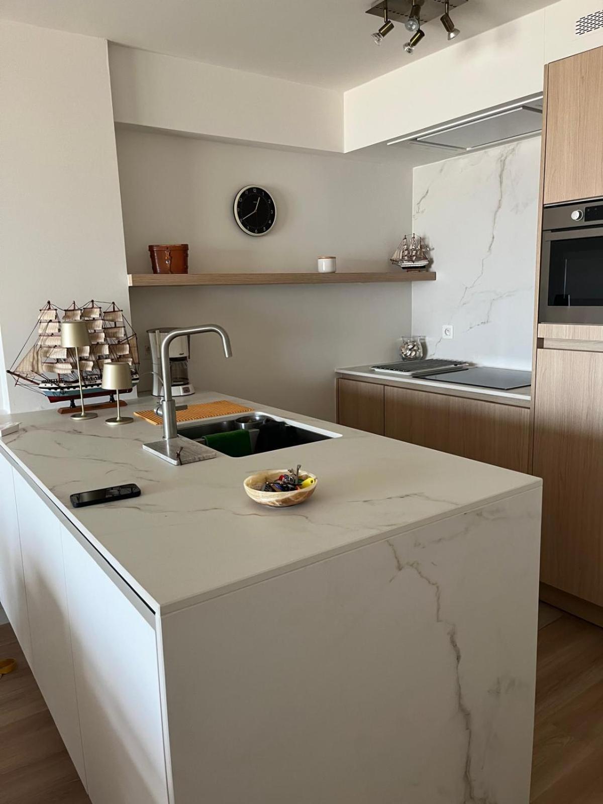Seagull, Ruim En Volledig Vernieuwd Appartement Met Zeezicht In Westende Middelkerke Exterior photo